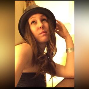 Meet your Posher, Tiffany